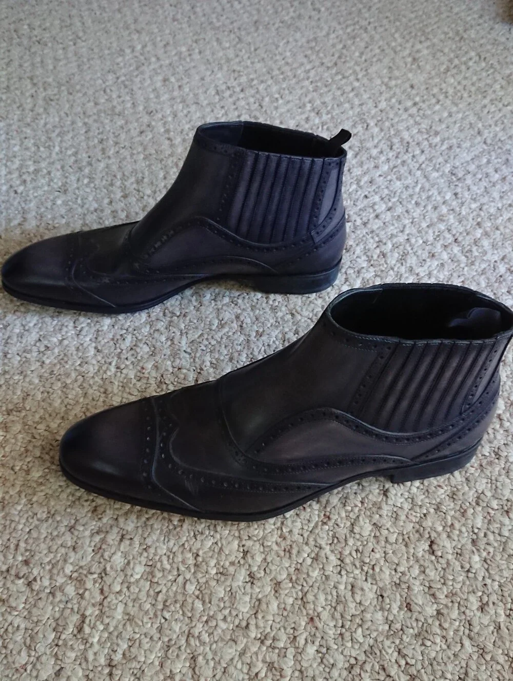 Dolce & Gabbana polished ankle boots in dark gray size 9-9.5